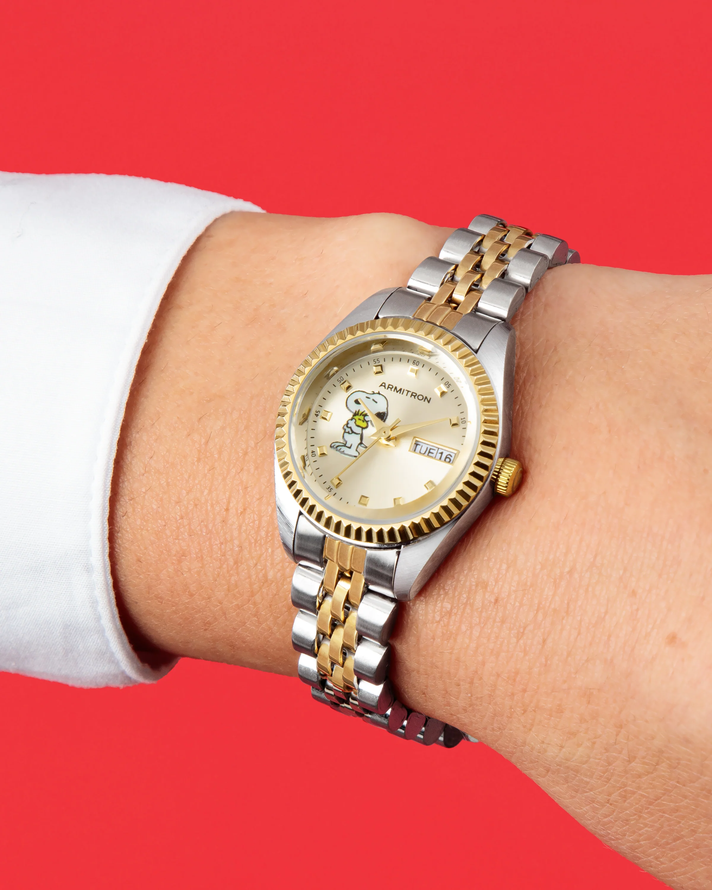 Armitron x Peanuts: The Hug | 24.5mm, Peanuts Two-Tone Gold/Silver - Image 9